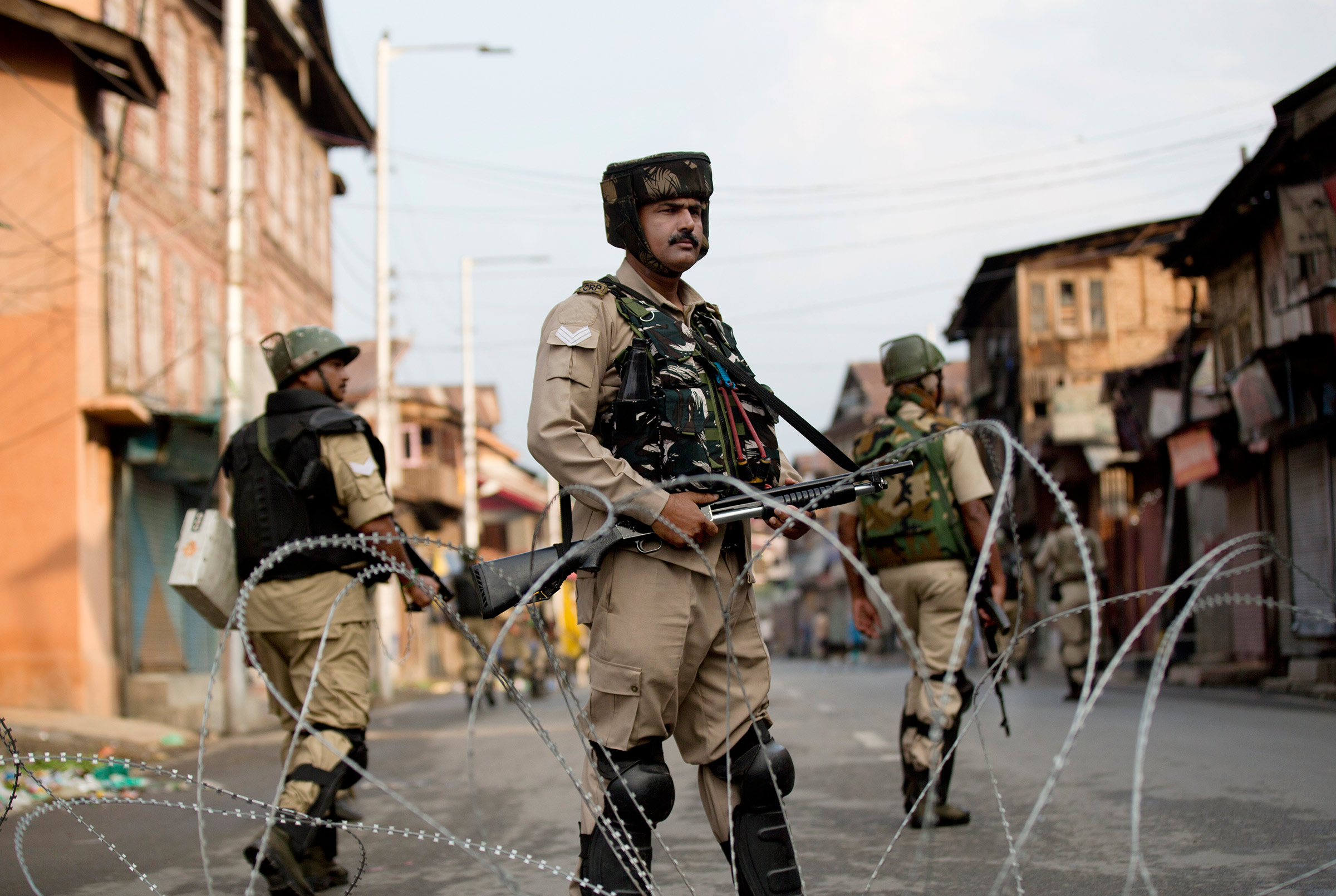 Police in Kashmir target journalists for alleged 'fake news'